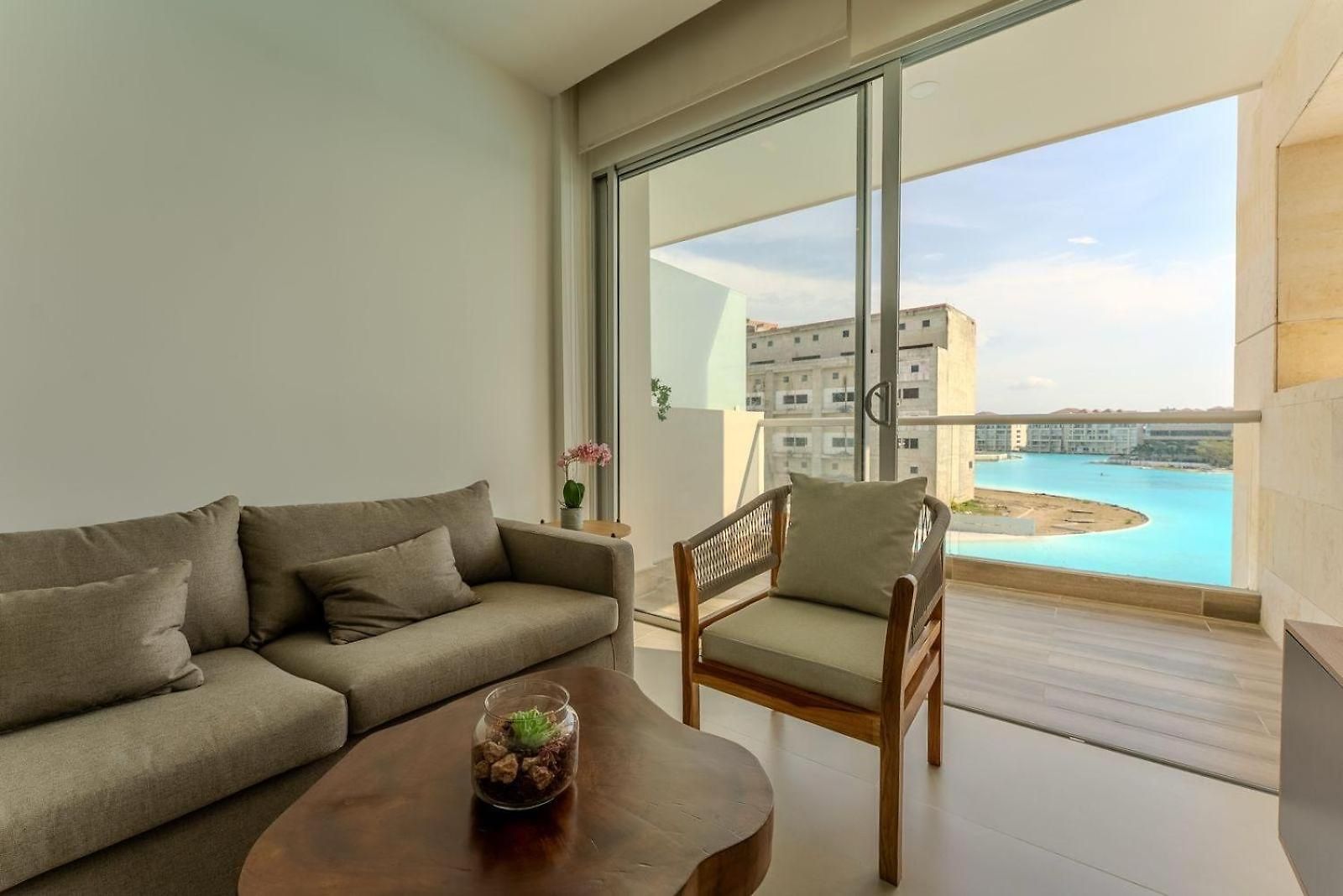 Baia Kristal Kabo Cartagena